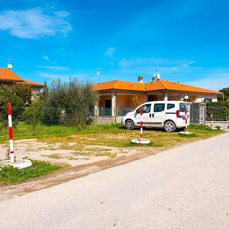 Appartamento Passeggiata Al Mare Марина-ди-Кампо Экстерьер фото